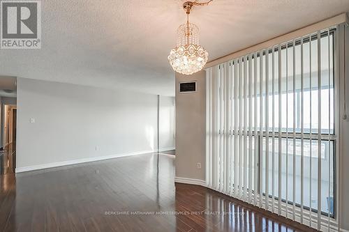 705 - 50 Elm Drive E, Mississauga, ON - Indoor Photo Showing Other Room