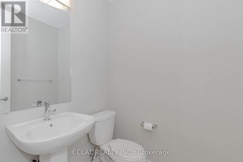 5 Buttercream Avenue, Thorold, ON - Indoor Photo Showing Bathroom