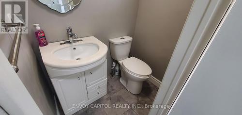 1 Mccuaig Court, Barrie, ON - Indoor Photo Showing Bathroom