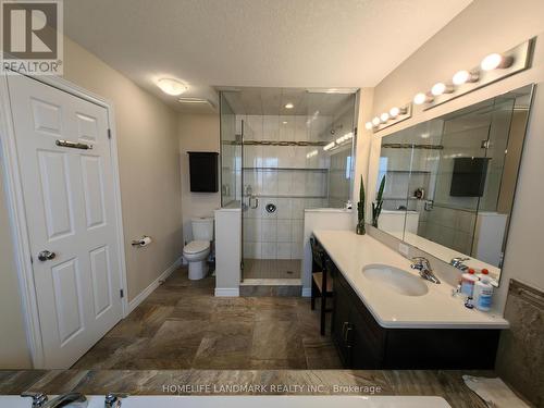 7 Dudley Drive, Guelph, ON - Indoor Photo Showing Bathroom