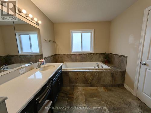 7 Dudley Drive, Guelph, ON - Indoor Photo Showing Bathroom