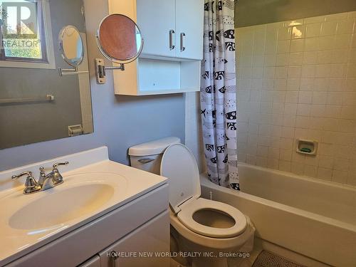 64 Brimley Court, Belleville, ON - Indoor Photo Showing Bathroom