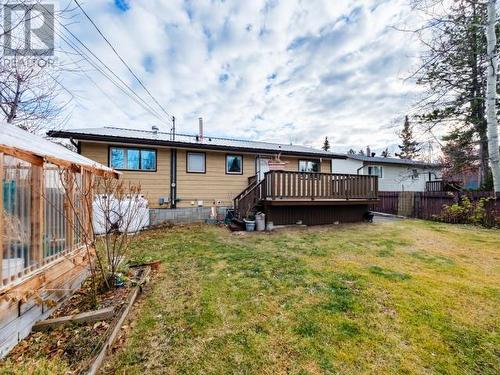 60 Klondike Road, Whitehorse, YT - Outdoor