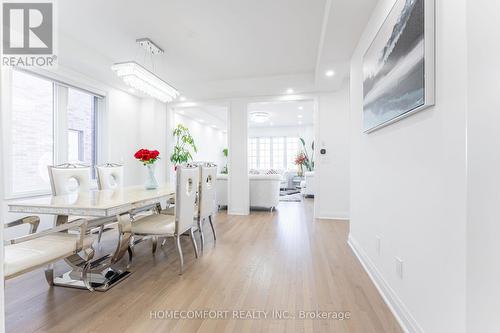 42 Marlene Johnston Drive, East Gwillimbury, ON - Indoor Photo Showing Dining Room