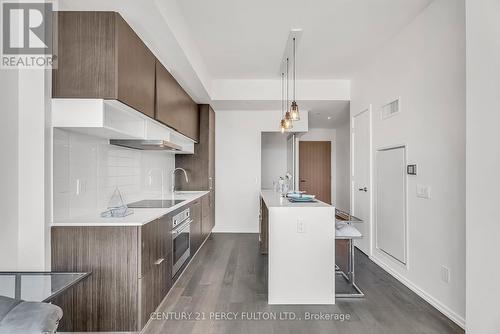 1716 - 8 Hillsdale Avenue E, Toronto, ON - Indoor Photo Showing Kitchen With Upgraded Kitchen