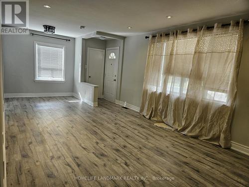 21 Highland Park Boulevard, Markham, ON - Indoor Photo Showing Other Room