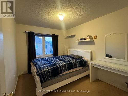 730 Horning Street, Mississauga, ON - Indoor Photo Showing Bedroom