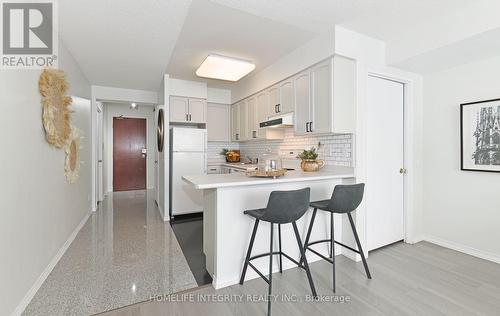 701 - 750 Bay Street, Toronto, ON - Indoor Photo Showing Kitchen