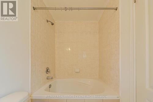 808 O'Reilly Crescent, Shelburne, ON - Indoor Photo Showing Bathroom