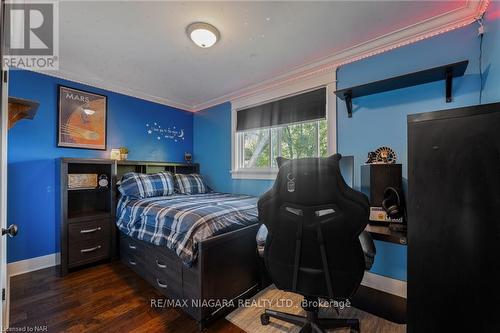 3838 Summit Avenue, Fort Erie, ON - Indoor Photo Showing Bedroom