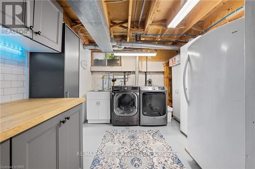 3838 Summit Avenue, Fort Erie, ON - Indoor Photo Showing Laundry Room