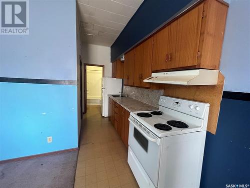 2379 Proton Avenue, Gull Lake, SK - Indoor Photo Showing Kitchen