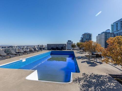 Piscine - 954-1414 Rue Chomedey, Montréal (Ville-Marie), QC - Outdoor With In Ground Pool With View