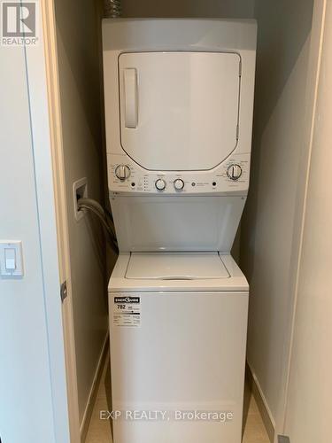 4009 - 20 Lombard Street, Toronto, ON - Indoor Photo Showing Laundry Room