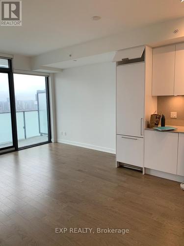 4009 - 20 Lombard Street, Toronto, ON - Indoor Photo Showing Kitchen