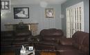 3149 Ibbetson Crescent S, Mississauga, ON  - Indoor Photo Showing Living Room 