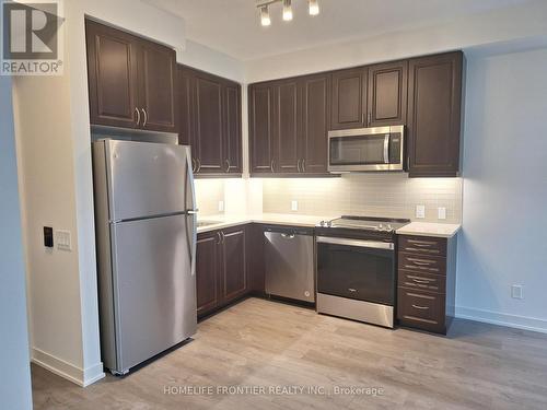 718 - 4955 Yonge Street, Toronto, ON - Indoor Photo Showing Kitchen