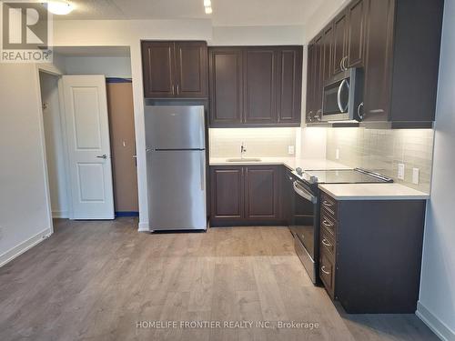 718 - 4955 Yonge Street, Toronto, ON - Indoor Photo Showing Kitchen