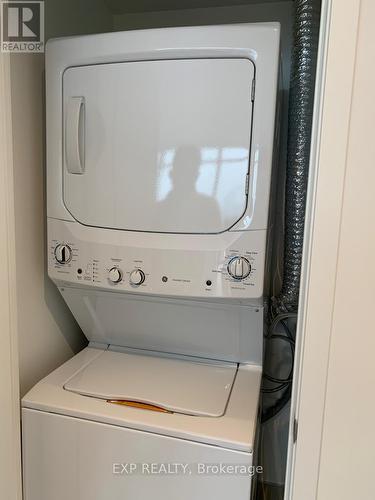 4011 - 20 Lombard Street, Toronto, ON - Indoor Photo Showing Laundry Room