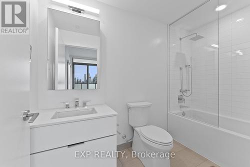 4011 - 20 Lombard Street, Toronto, ON - Indoor Photo Showing Bathroom