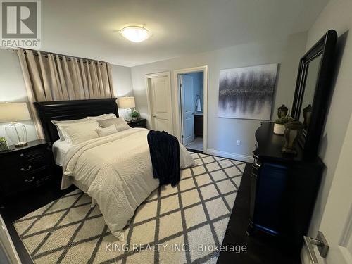 138 Ulster Street, Lasalle, ON - Indoor Photo Showing Bedroom