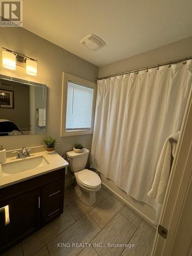 138 Ulster Street, Lasalle, ON - Indoor Photo Showing Bathroom