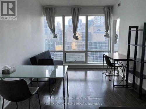 1407 - 8 The Esplanade Avenue, Toronto, ON - Indoor Photo Showing Dining Room