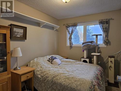 131 Duncan Place, Prince George, BC - Indoor Photo Showing Bedroom