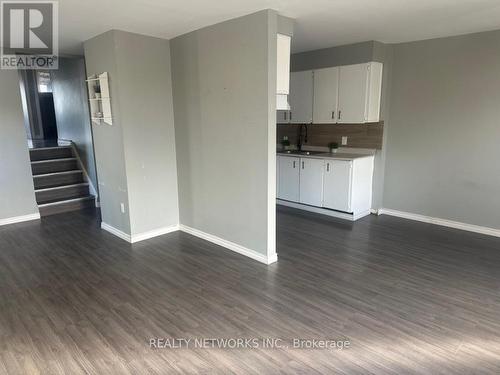 35 Graham Lane N, Timmins (Timmins South - West), ON - Indoor Photo Showing Kitchen