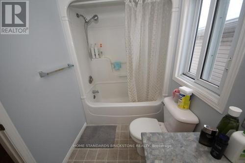 15 Activa Avenue, Kitchener, ON - Indoor Photo Showing Bathroom