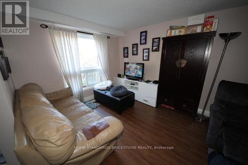 15 Activa Avenue, Kitchener, ON - Indoor Photo Showing Other Room