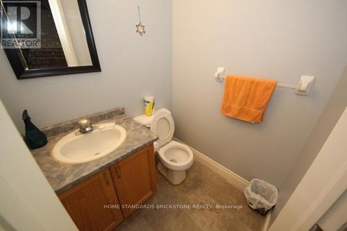 15 Activa Avenue, Kitchener, ON - Indoor Photo Showing Bathroom