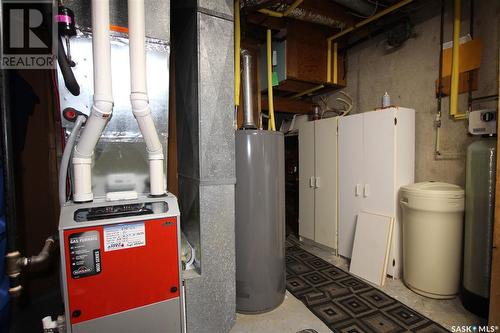 448 Mountview Road, Yorkton, SK - Indoor Photo Showing Basement