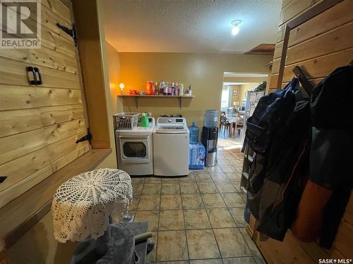 503 2Nd Street W, Meadow Lake, SK - Indoor Photo Showing Laundry Room