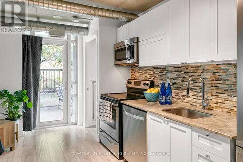 114 - 170 Sudbury Street, Toronto, ON - Indoor Photo Showing Kitchen