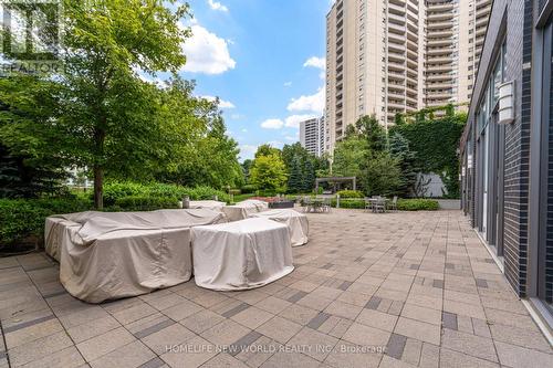 1002 - 18 Graydon Hall Drive, Toronto, ON - Outdoor