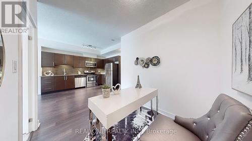 315 - 33 Bay Street, Toronto, ON - Indoor Photo Showing Kitchen