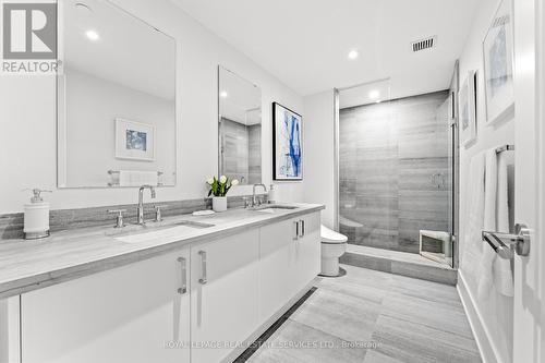 102 - 36 Birch Avenue, Toronto, ON - Indoor Photo Showing Bathroom