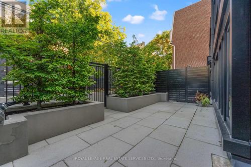 102 - 36 Birch Avenue, Toronto, ON - Outdoor With Exterior