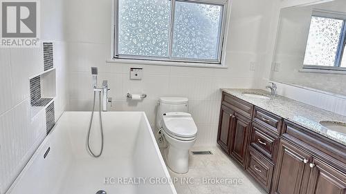 151 Krieghoff Avenue, Markham, ON - Indoor Photo Showing Bathroom