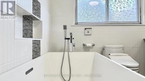 151 Krieghoff Avenue, Markham, ON - Indoor Photo Showing Bathroom