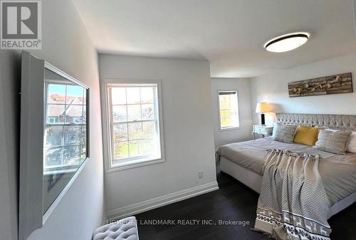 7 Hawtin Lane, Aurora, ON - Indoor Photo Showing Bedroom