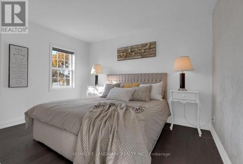 7 Hawtin Lane, Aurora, ON - Indoor Photo Showing Bedroom