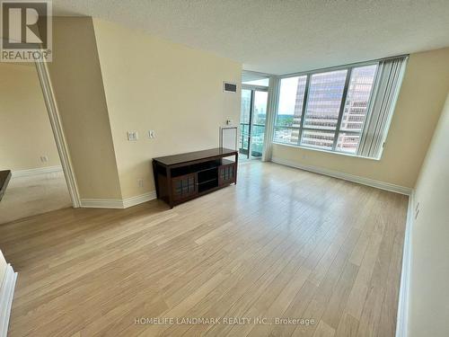 1323 - 25 Greenview Avenue, Toronto, ON - Indoor