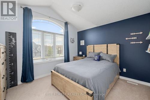 3245 Jinnies Way, London, ON - Indoor Photo Showing Bedroom