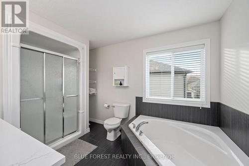 3245 Jinnies Way, London, ON - Indoor Photo Showing Bathroom