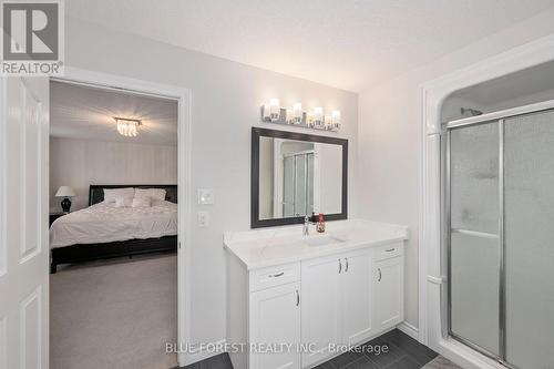 3245 Jinnies Way, London, ON - Indoor Photo Showing Bathroom