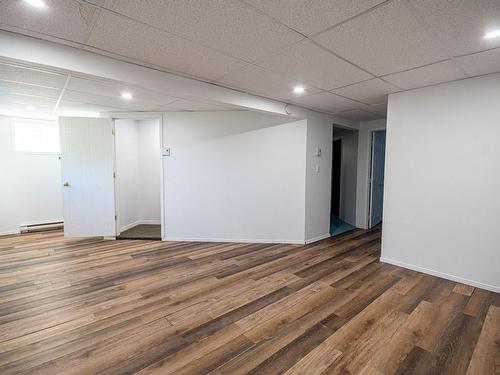 Family room - 210 Place Roy, Saint-Zotique, QC - Indoor Photo Showing Basement