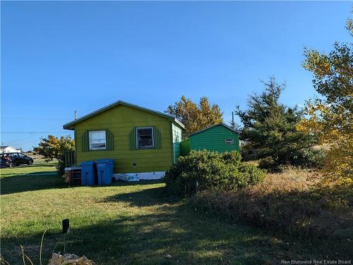 18 De La Plage St, Caraquet, NB 