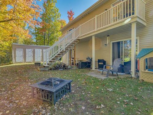 Backyard - 3050 Rue Principale, Saint-Zotique, QC - Outdoor